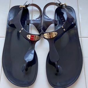 Michael Kors plate jelly thong sandals